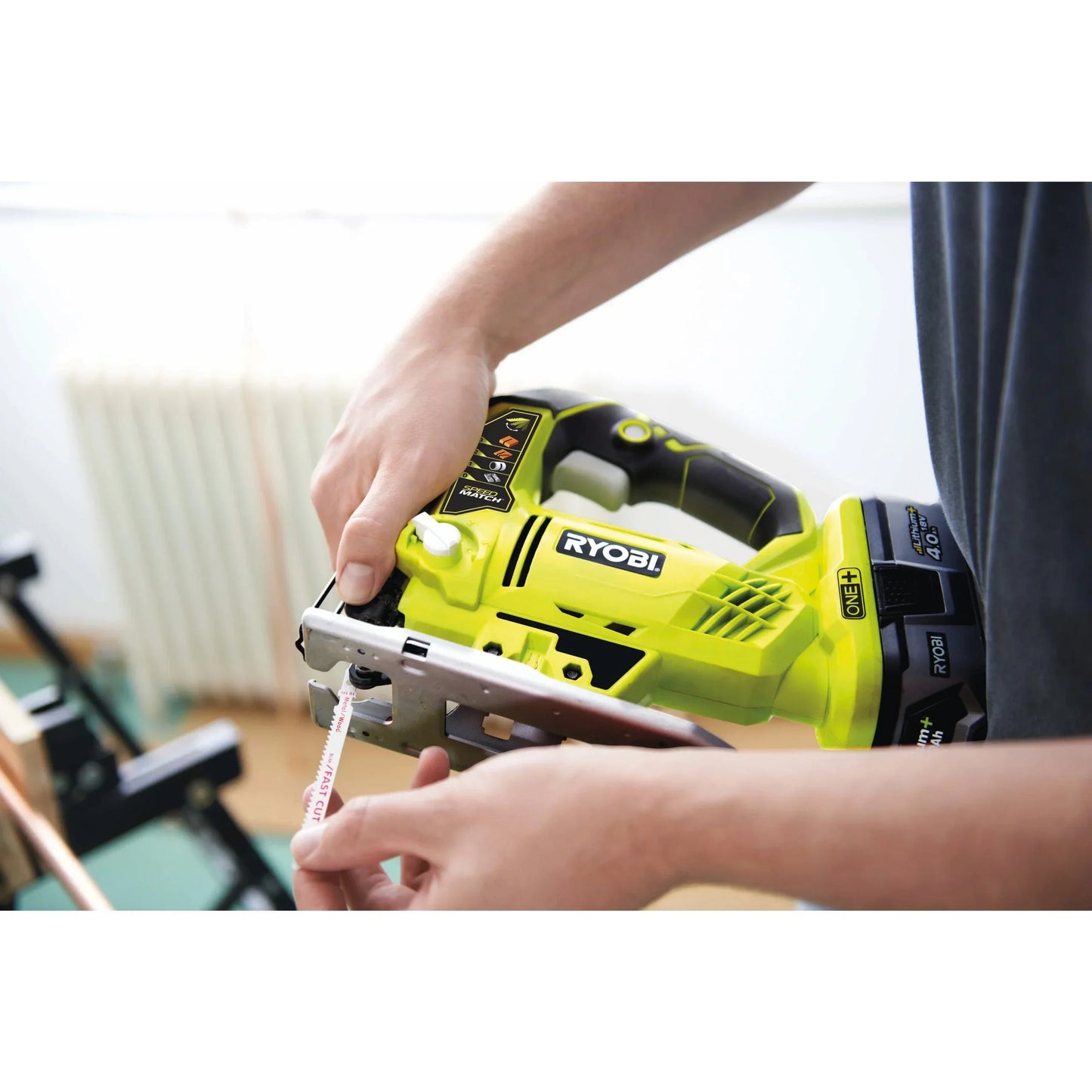 Sierra de calar de péndulo Ryobi® ONE+ de 18 V